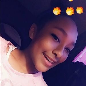 Meet your Posher, Lexi